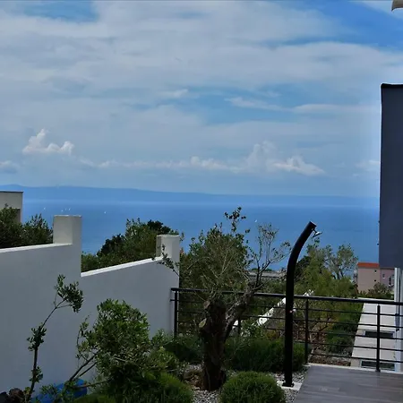 Selina - Nera * Μακάρσκα